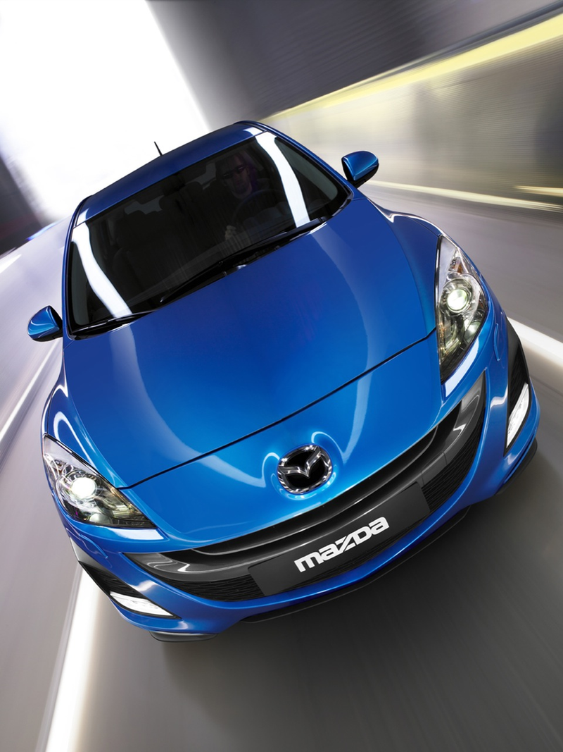 Illustration for article titled 2010 Mazda3 Hatchback Shows Off Sexy New Rear Live In Bologna